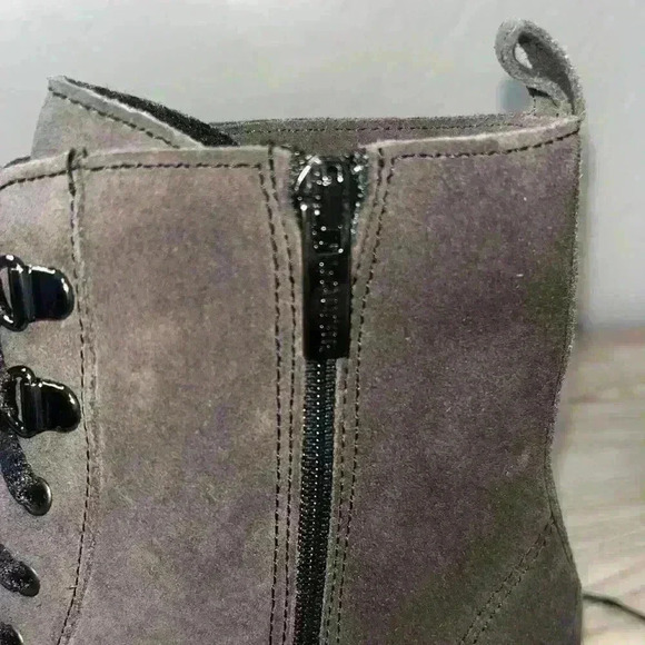 La Canadienne Prunella Rubber Heeled Combat Boots Suede Womens 7.5M $550 - Picture 8 of 9